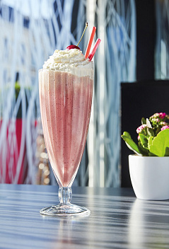 Бокал для коктейля 500 мл. d=87 мм. h=220 мм. Квадро /6/24/384/ Бокал для коктейля 500 мл. d=87 мм. h=220 мм. Квадро /6/24/384/