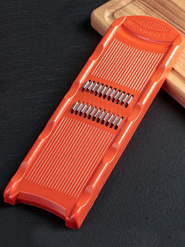 Терка для моркови по-корейски жесть ТК-1 /1/ Терка для моркови по-корейски жесть ТК-1 /1/