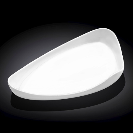 Блюдо треугольное 410*230 мм. Wilmax /1/3/12/